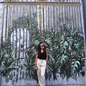 Meet your Posher, Christina